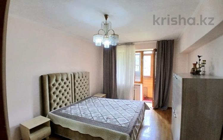3-комнатная квартира · 70 м² · 3/5 этаж, Айтеке би 28 за 350 000 ₸ в Алматы, Медеуский р-н — фото 2