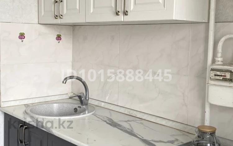 1-бөлмелі пәтер · 40 м² · 8/9 қабат, Бозтаева 17, бағасы: 180 000 ₸ в Семее — фото 2