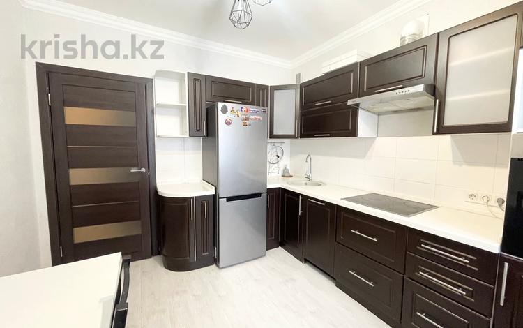 2-бөлмелі пәтер · 72 м² · 2/10 қабат ай сайын, Улыдала 69, бағасы: 295 000 〒 в Астане, Есильский р-н — фото 2