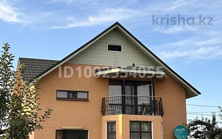 Отдельный дом · 5 комнат · 174 м² · 8 сот., Коктем 16 — Верхняя часть за 40 млн 〒 в Батане — фото 2