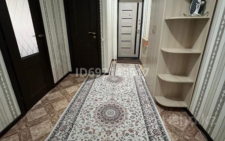 2-бөлмелі пәтер · 60 м² · 1/4 қабат, Каблиса жырау 213б, бағасы: 12 000 〒 в Талдыкоргане — фото 7