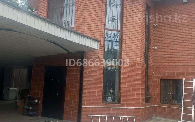 Отдельный дом · 8 комнат · 258.9 м² · 5.5 сот., Байгазиева 89 — Аймауытова за 95 млн ₸ в Каскелене — фото 2