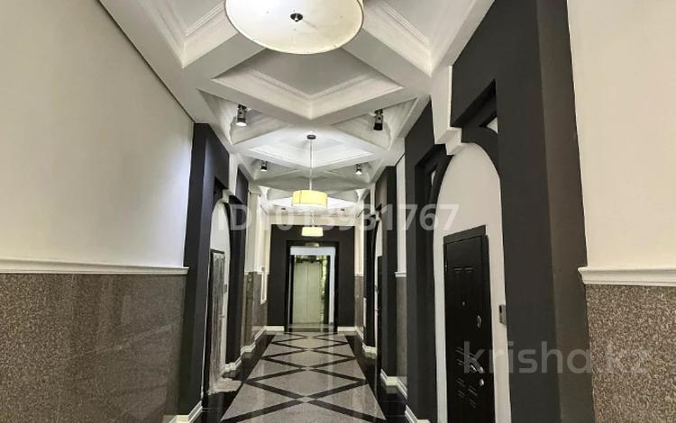 4-комнатная квартира · 132 м² · 3/4 этаж, мкр Новый Город, Ержанова 18/6 за 140 млн ₸ в Караганде, Казыбек би р-н — фото 2