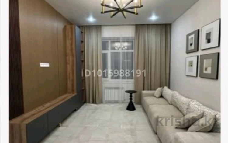 2-комнатная квартира · 57 м² · 11 этаж, Е 181 1/1 123кв за 270 000 ₸ в Астане, Нура р-н — фото 2