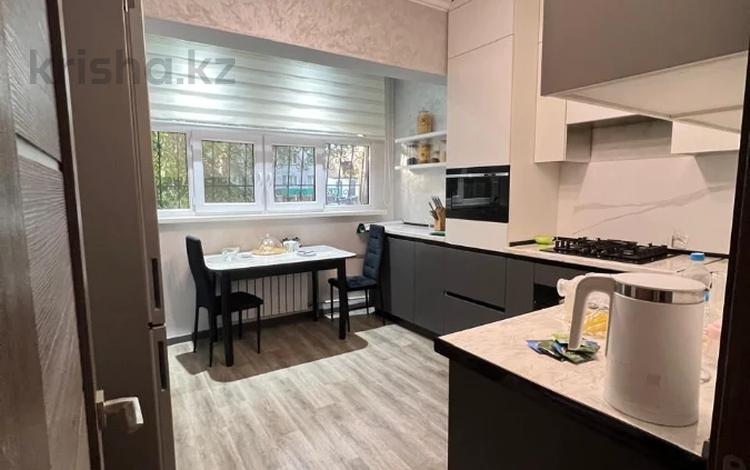 3-комнатная квартира · 72 м² · 1/9 этаж, Казыбек би — Срочная продажа!!! ТОРГ УМЕСТЕН за 72 млн ₸ в Алматы, Алмалинский р-н — фото 6