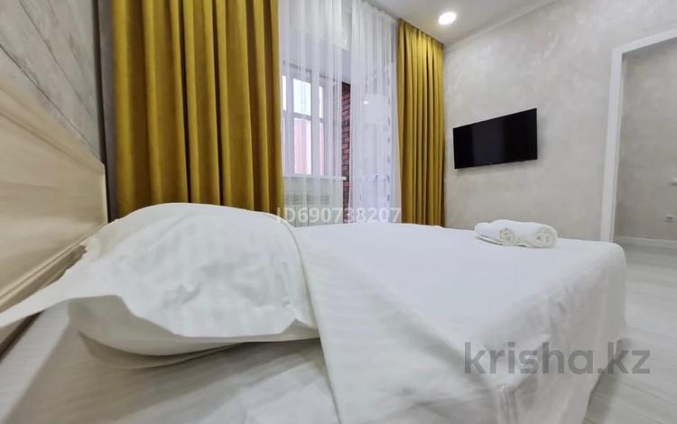 1-комнатная квартира · 50 м² · 9/16 этаж, Абая 150/230 за 18 000 ₸ в Алматы, Бостандыкский р-н — фото 8