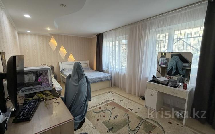 4-комнатная квартира · 97.4 м² · 2/5 этаж, Абая 160 за 39.5 млн ₸ в Костанае — фото 2