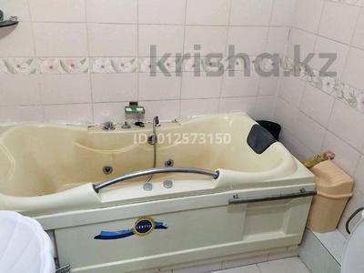 2-бөлмелі пәтер · 45 м² · 4/4 қабат, Аувезва 41, бағасы: 220 000 ₸ в Астане, р-н Байконур