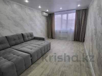 Продажа квартир в Западно-Казахстанской обл.: 2-комнатная квартира · 50.9 м² · 2/9 этаж, 5 микрорайон 22 за 23.7 млн 〒 2-комнатная квартира · 50.9 м² · 2/9 этаж, 5 микрорайон 22 за 23.7 млн 〒 в Аксае