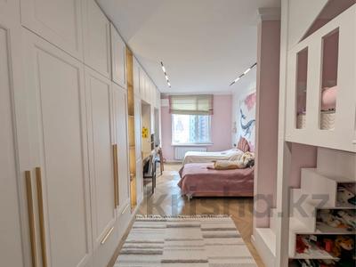 4-комнатная квартира · 122 м² · 9/16 этаж, Каныша Сатпаева 133/1 за 127 млн 〒 в Алматы, Бостандыкский р-н