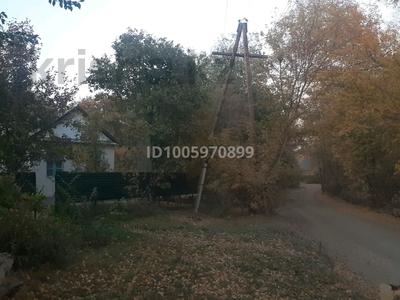 Отдельный дом · 3 комнаты · 68 м² · 12 сот., Заводская — Деркульская за 15 млн ₸ в Уральске