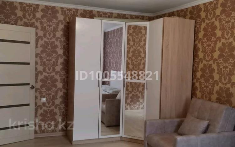 2-комнатная квартира · 70 м² · 1/5 этаж, Гете 4а — Карасай Батыра-Биржан Сала за 12 000 ₸ в Астане, Сарыарка р-н — фото 2