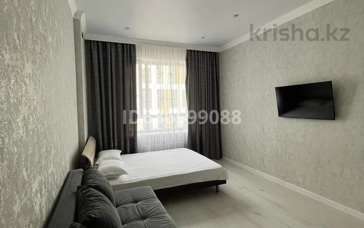 1-комнатная квартира · 45 м² · 6/9 этаж, Мухамедханова 6 — Ханшатыр за 14 000 ₸ в Астане, Нура р-н — фото 8