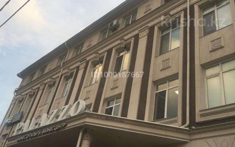 Свободное назначение, офисы, общепит, салоны красоты · 2300 м² за 790 млн ₸ в Павлодаре — фото 9