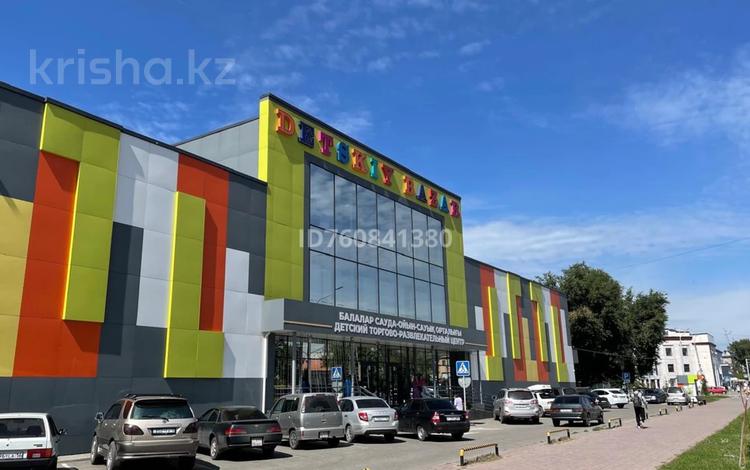 Свободное назначение, магазины и бутики, общепит, развлечения · 520 м² за 1.5 млн 〒 в Усть-Каменогорске — фото 2