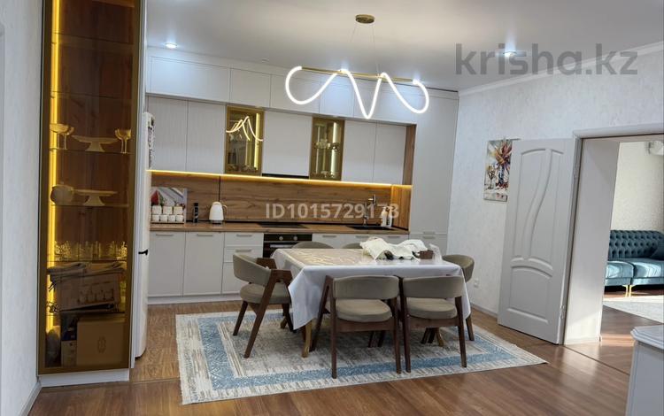 3-бөлмелі пәтер · 110 м² · 8/8 қабат, Санкибай батыра 72К, бағасы: 44 млн ₸ в Актобе — фото 2