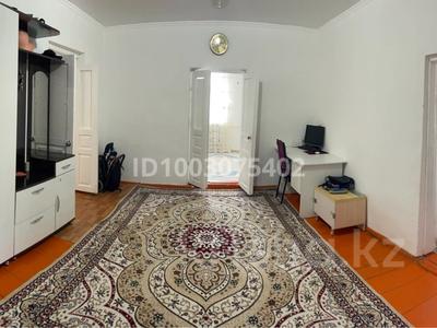 Отдельный дом · 4 комнаты · 180 м² · 6 сот., Шораяктын Омары 82 — Кете жусип за 11 млн 〒 в 