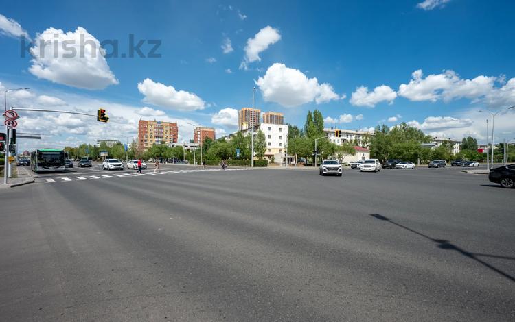 2-бөлмелі пәтер · 46.7 м² · 4/5 қабат, Тауелсыздык 16, бағасы: 18.8 млн ₸ в Астане, Алматы р-н — фото 2