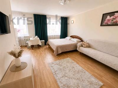 1-комнатная квартира · 37 м² · 3/5 этаж, мкр Новый Город, Ерубаева 48/1 — Ерубаева / Нуркена Абдирова / Областная клиническая больница за 13 000 ₸ в Караганде, Казыбек би р-н