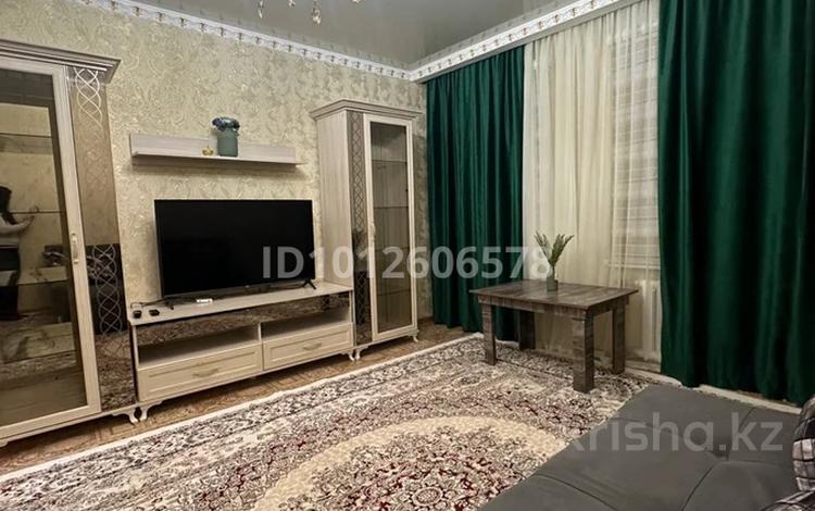 3-бөлмелі пәтер · 70 м² · 1/2 қабат, Толе би 78 — Толе би ДК Баласагун, бағасы: 18 000 ₸ в Таразе — фото 2