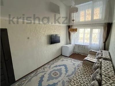 2-бөлмелі пәтер · 44 м² · 5/5 қабат, Пришахтинск, 23й микрорайон, бағасы: 10 млн ₸ в Караганде, Алихана Бокейханова р-н
