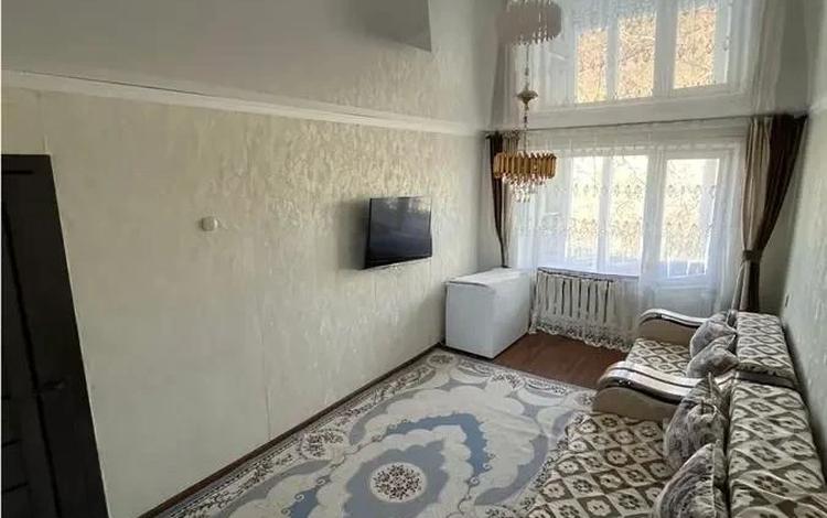 2-бөлмелі пәтер · 44 м² · 5/5 қабат, Пришахтинск, 23й микрорайон, бағасы: 10 млн ₸ в Караганде, Алихана Бокейханова р-н — фото 2