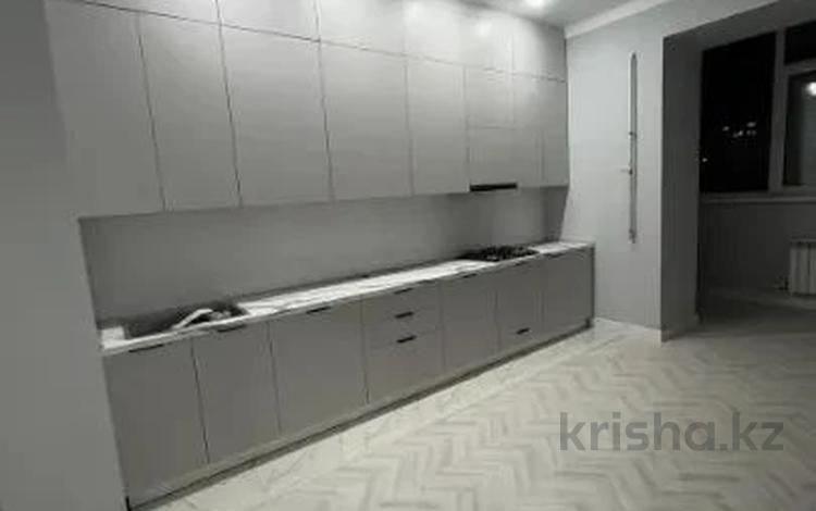 1-бөлмелі пәтер · 48.5 м² · 1/5 қабат, Алтын Орда 19л, бағасы: 20.5 млн ₸ в Актобе — фото 2