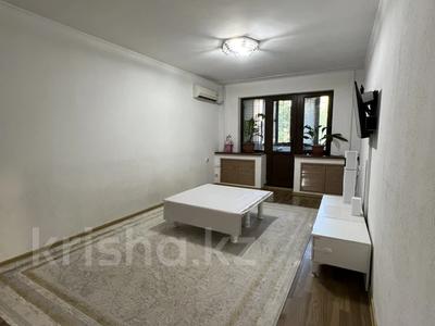 2-бөлмелі пәтер · 44 м² · 2/5 қабат, Республика, бағасы: 18 млн ₸ в Шымкенте, Туран р-н