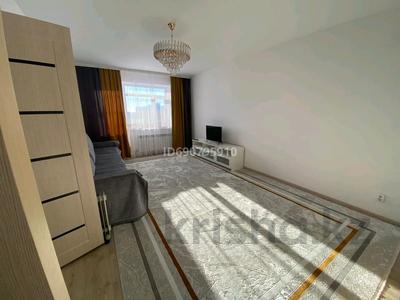 3-комнатная квартира, 68 м², 5/5 этаж посуточно, Микрорайон 1 квартал 1 13 — Возле магазина Руслан, новостройка 2023 года за 10 000 〒 в 