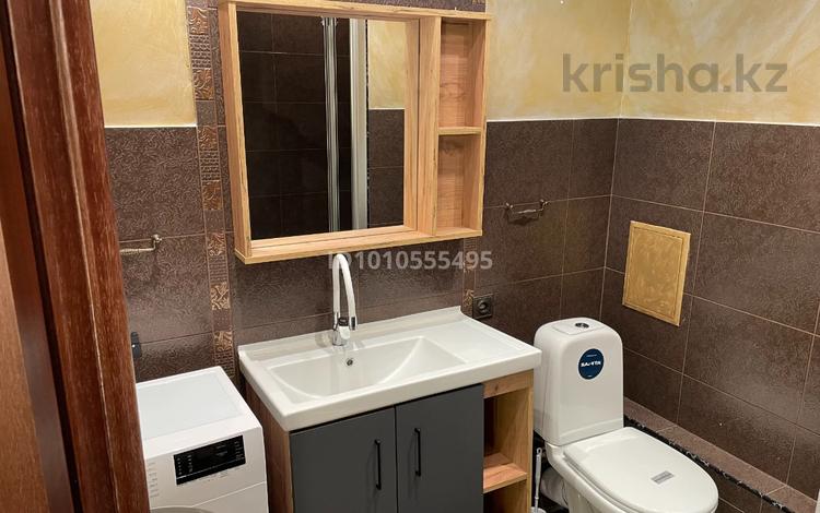 2-комнатная квартира · 55 м², Аскарова Асанбая 21 за 295 000 ₸ в Алматы, Бостандыкский р-н — фото 20