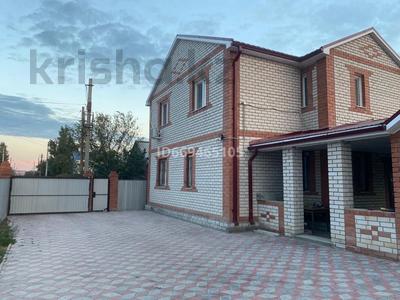 Жеке үй · 5 бөлме · 200 м² · 11 жүзд., Мұнайшы ш/а. 1, бағасы: 41.2 млн ₸ в Атырау, мкр Мунайшы