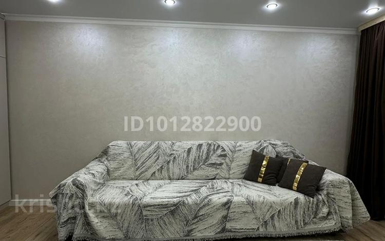 1-комнатная квартира · 47 м² · 7/12 этаж, мкр Гажайып 5/3 — Момышулы за 300 000 ₸ в Алматы, Алатауский р-н — фото 2