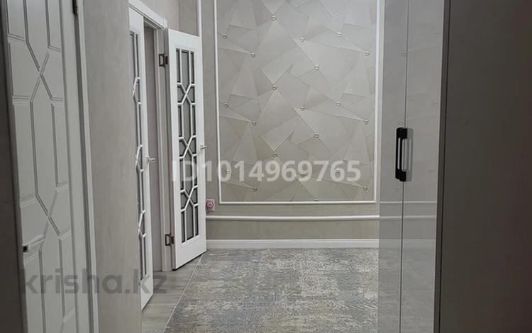 3-бөлмелі пәтер · 100 м² · 6/14 қабат, 16-ш/а. 70/2 — школы,трк,главный улица, бағасы: 35 млн ₸ в Актау, 16-й мкр  — фото 2