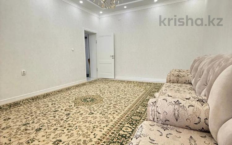 2-комнатная квартира · 65 м² · 1/7 этаж, 35-мкр 8 за 18 млн ₸ в Актау — фото 2
