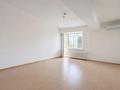 2-бөлмелі пәтер · 51 м² · 3/5 қабат, мкр Самал-3, Назарбаева 246 а, бағасы: 56 млн ₸ в Алматы, Медеуский р-н
