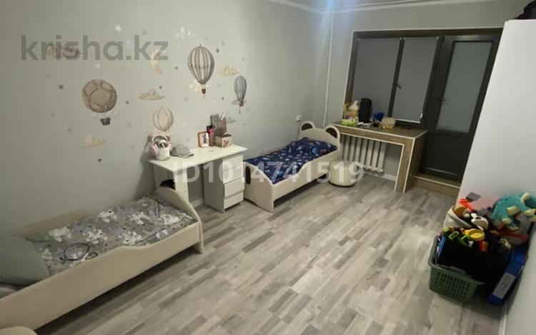 2-бөлмелі пәтер · 45 м² · 3/5 қабат, Ауэзова 59, бағасы: 10 млн ₸ в Аксу — фото 2