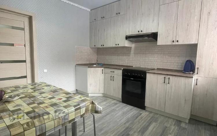 1-комнатная квартира · 44.2 м² · 1/7 этаж, мкр. Алтын орда за 16.5 млн ₸ в Актобе — фото 2