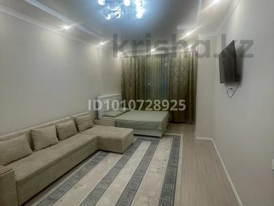 1-бөлмелі пәтер · 45 м² · 2/15 қабат, Кошкарбаева 13 — Хазрет Султан мечеть, Пирамида, Шабыт, Дворец Независимости пасольства Шабыт университет, бағасы: 15 000 ₸ в Астане, Сарайшык р-н