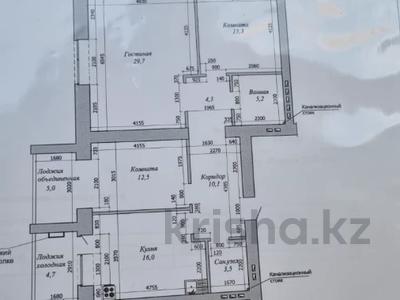 3-комнатная квартира, 102 м², 5/9 этаж, Молдагуловой 66 б за 32 млн 〒 в Актобе