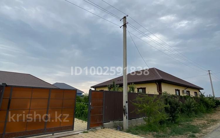 Часть дома · 3 комнаты · 255 м² · 10 сот., мкр Жулдыз-2, 40 28 за 65 млн ₸ в Атырау — фото 2