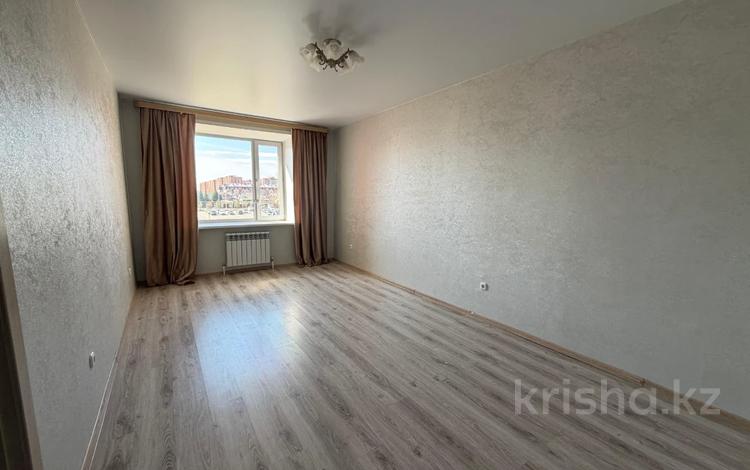 2-бөлмелі пәтер · 59 м² · 3/6 қабат, Назарбаева 215, бағасы: 29 млн ₸ в Костанае — фото 2