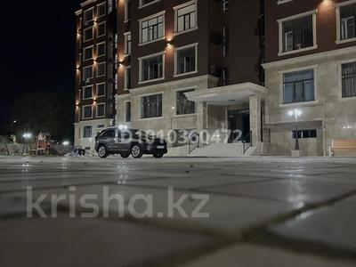 2-комнатная квартира · 75 м² · 3/7 этаж, Нуртас Ондасынов 16Б за 54.8 млн 〒 в Атырау, мкр Жилгородок