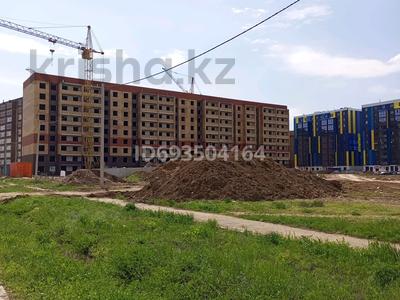 2-комнатная квартира, 85 м², 8/9 этаж, самал 88 — район Sun Sity за 18.7 млн 〒 в Уральске