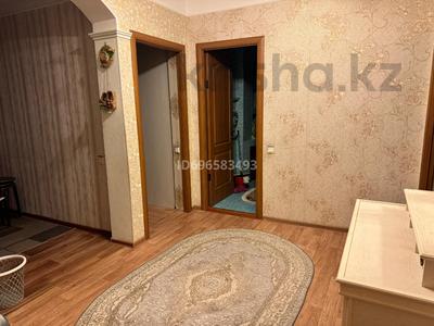 2-бөлмелі пәтер · 54 м² · 4/5 қабат · ай сайын, мкр Жулдыз-1 18 a, бағасы: 250 000 〒 в Алматы, Турксибский р-н