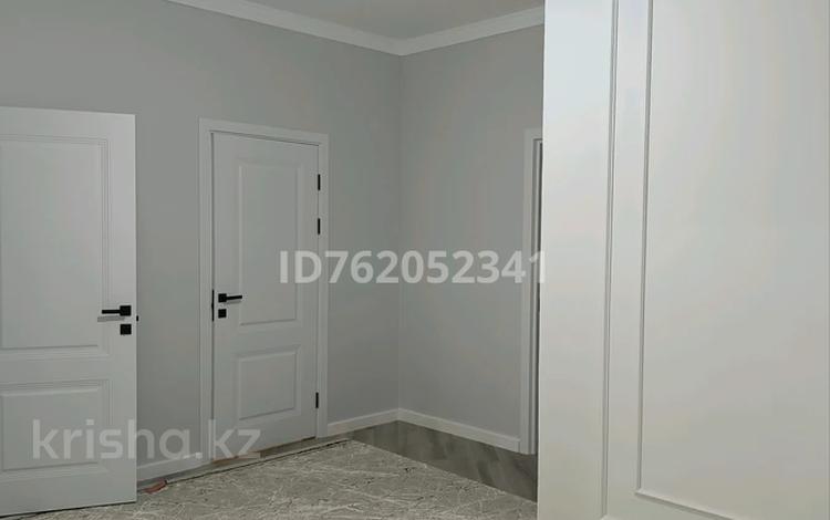 Отдельный дом · 4 комнаты · 180 м² · 9 сот., мкр Коктем, Жолдас Бисенғалиев 17 — Возле садика за 47 млн 〒 в Атырау — фото 4