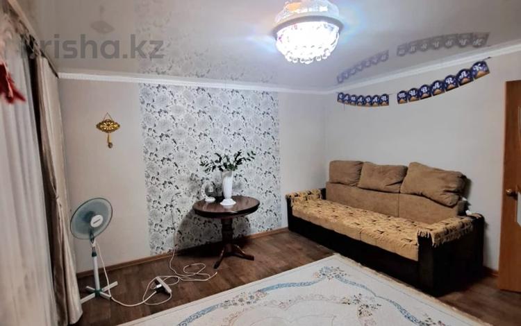 2-комнатная квартира · 54.3 м² · 6/9 этаж, Назарбаева 17 за 22.8 млн ₸ в Павлодаре — фото 2