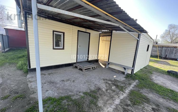 Часть дома · 3 комнаты · 53.8 м² · 3 сот., ул. Турксиба 164 — Район ГМЗ за 12 млн ₸ в Актобе, мкр Акжар — фото 2