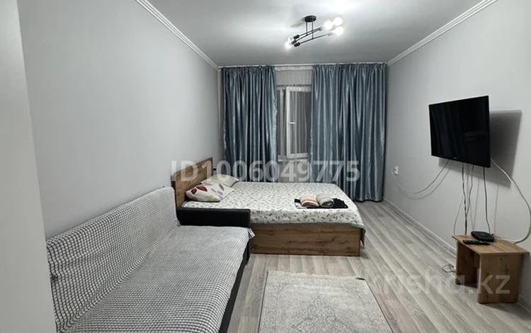 1-комнатная квартира · 34 м² · 2/5 этаж, Райымбека 82/90 — Райымбека-Конаева за 2 000 ₸ в Алматы, Медеуский р-н — фото 2