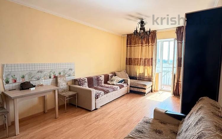 1-комнатная квартира · 35 м² · 13/18 этаж, Кенен Азербаев 47 — продажа за 17.5 млн ₸ в Астане, Сарайшык р-н — фото 2