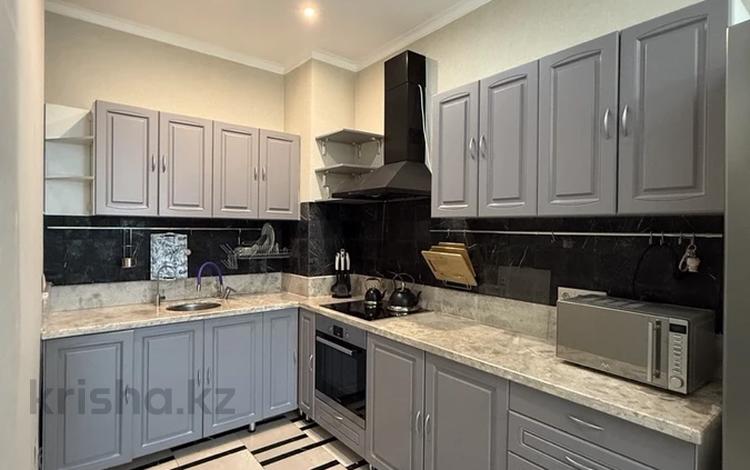 2-комнатная квартира · 50 м², мкр Горный Гигант, Манаева 92 за 400 000 ₸ в Алматы, Медеуский р-н — фото 2